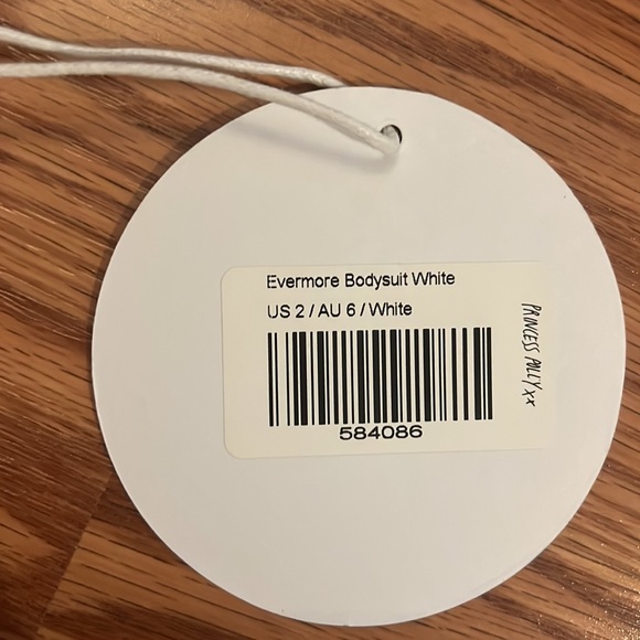 New with tags Princess Polly size 2 white bodysuit - Picture 4 of 4